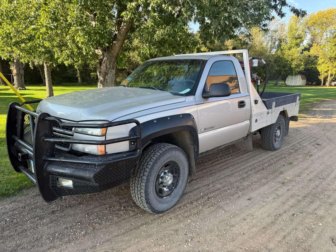 Image of Chevrolet 2500HD Primary image