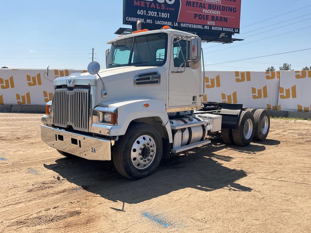 Image of Western Star 4700SF Primary image