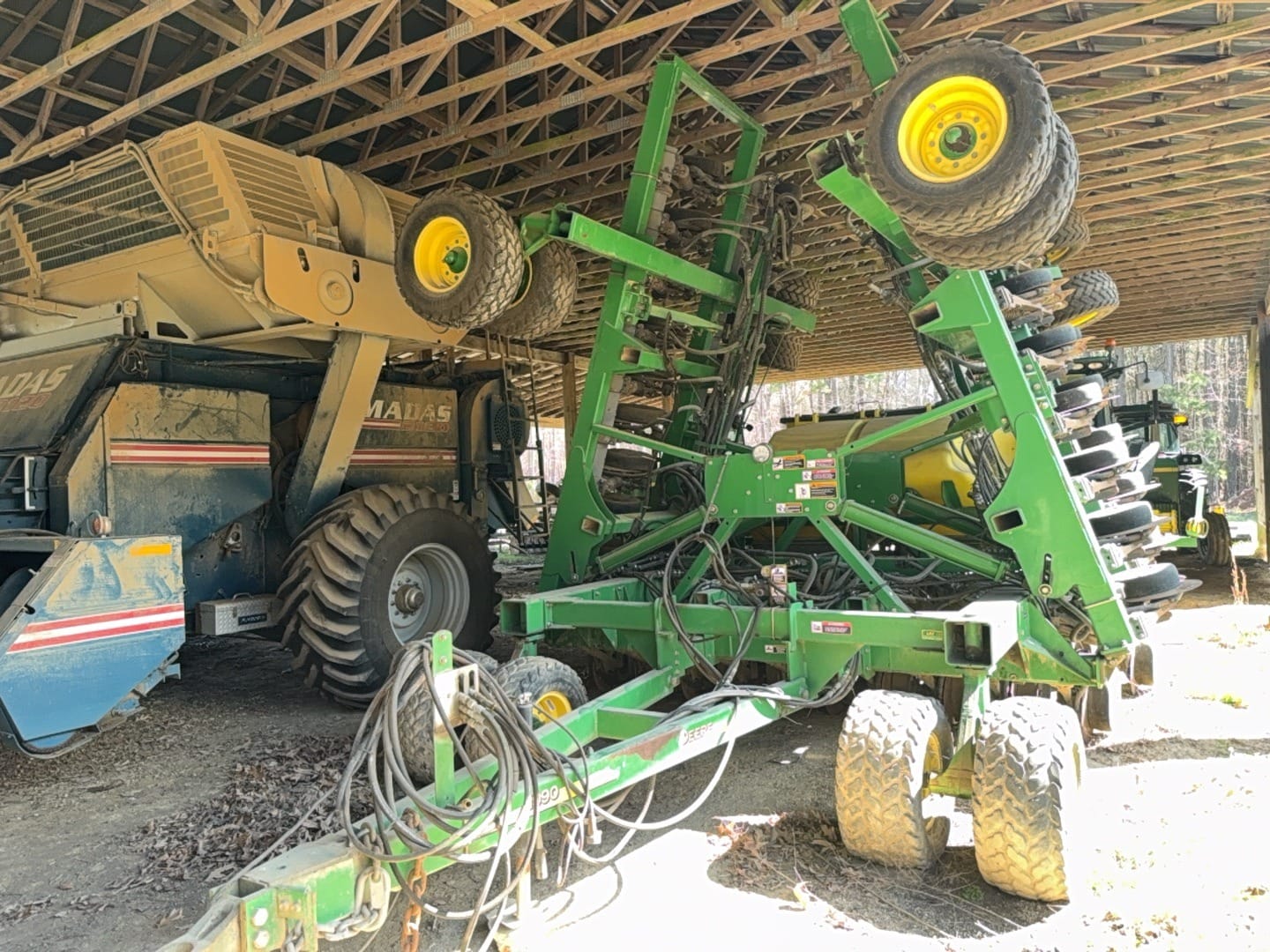 John Deere 1990 Equipment Image0