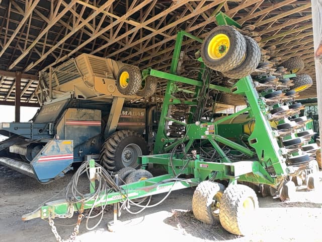 Image of John Deere 1990 equipment image 1