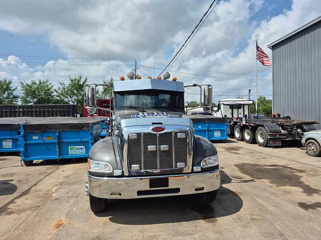 Image of Peterbilt 337 equipment image 1