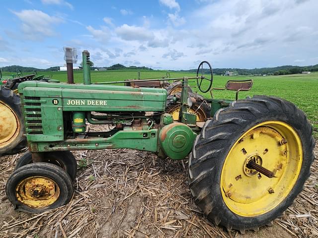 Image of John Deere B equipment image 2