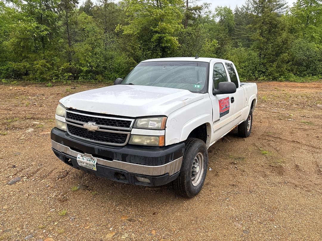 Image of Chevrolet 2500HD Primary image