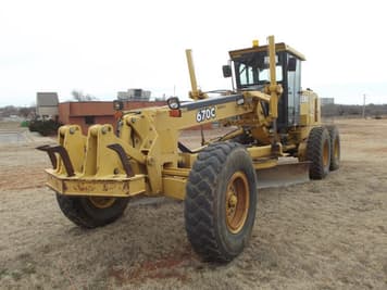 Main image John Deere 670C