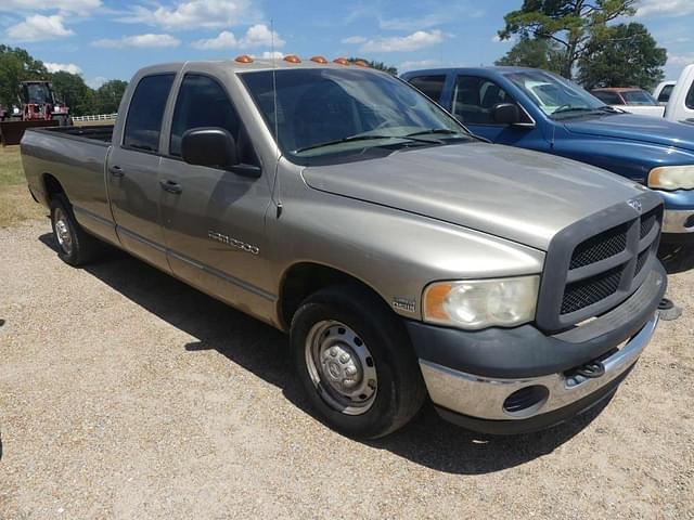 Image of Dodge Ram 2500 equipment image 1