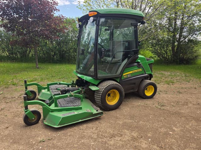 Image of John Deere 1585 equipment image 1