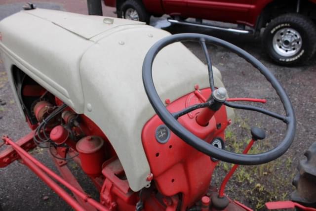Image of Ford 8N equipment image 4