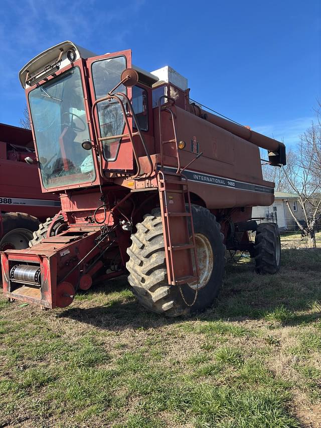 Image of International Harvester 1460 equipment image 2