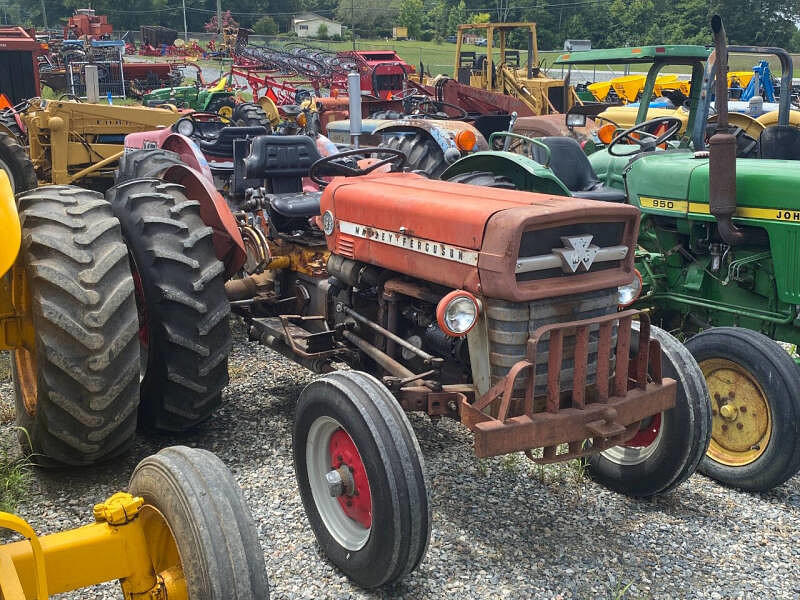 Image of Massey Ferguson 135 Primary image