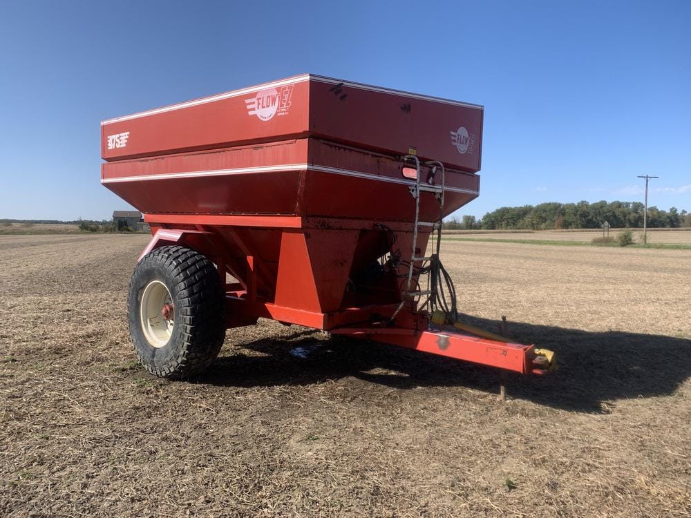 Main image E-Z Trail 475