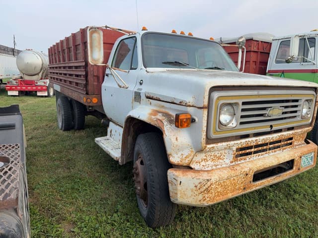 Image of Chevrolet C60 equipment image 2