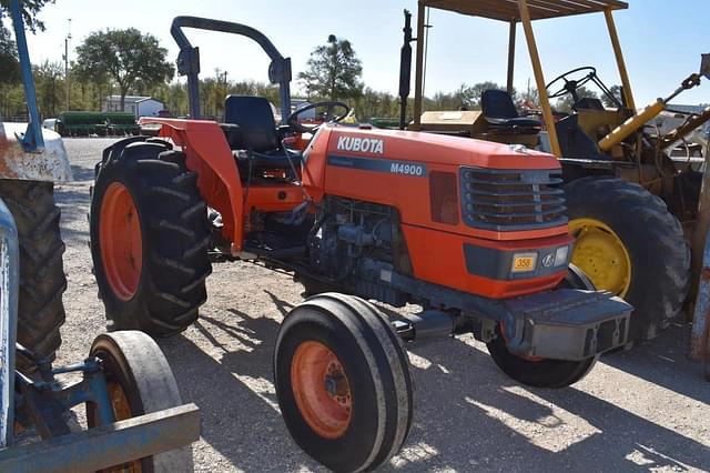 Image of Kubota M4900 equipment image 1