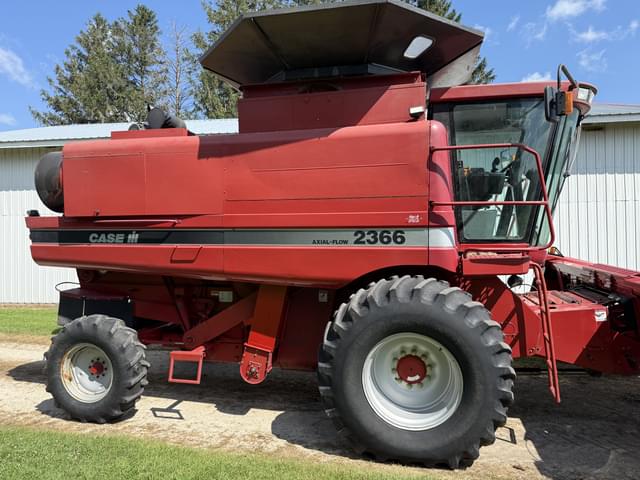 Image of Case IH 2366 equipment image 2