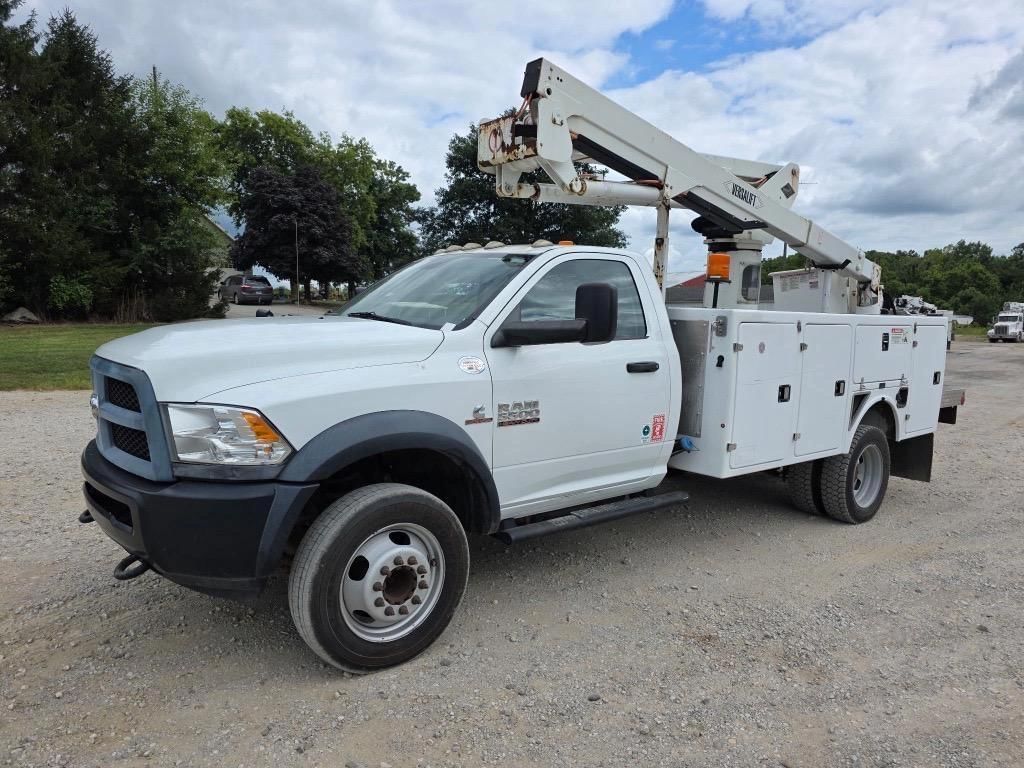 2015 Dodge Ram 5500 Equipment Image0