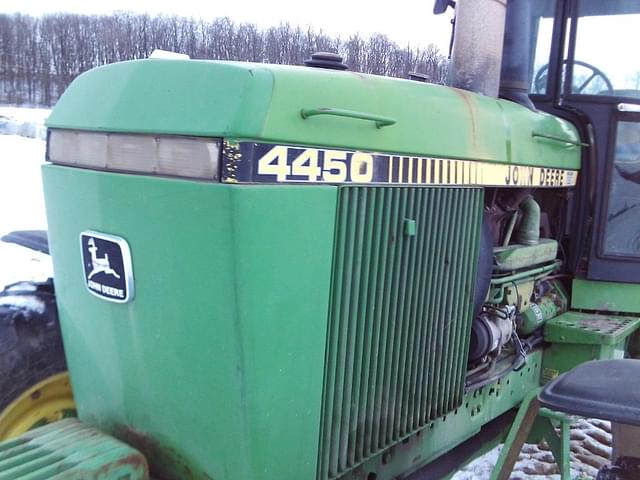 Image of John Deere 4450 equipment image 4