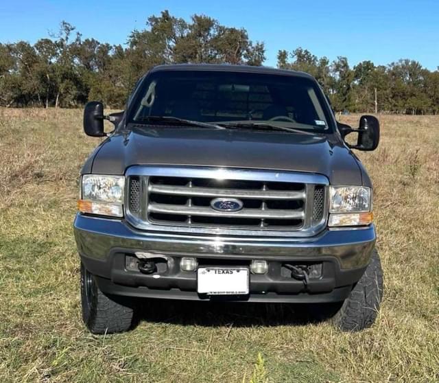 Image of Ford F-250 equipment image 1