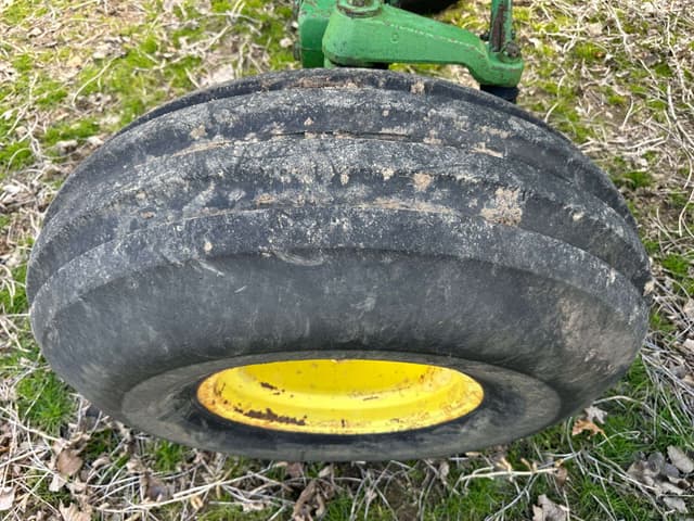 Image of John Deere 4430 equipment image 3