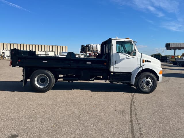 Image of Sterling Acterra M8500 equipment image 3