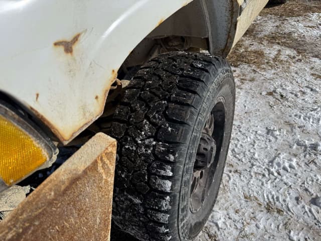 Image of Dodge Ram 2500 equipment image 2