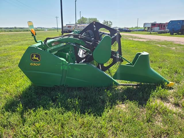 Image of John Deere 630F equipment image 4
