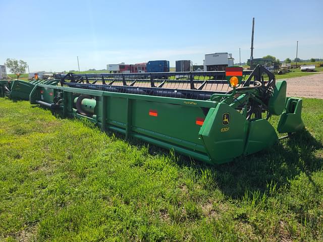 Image of John Deere 630F equipment image 3