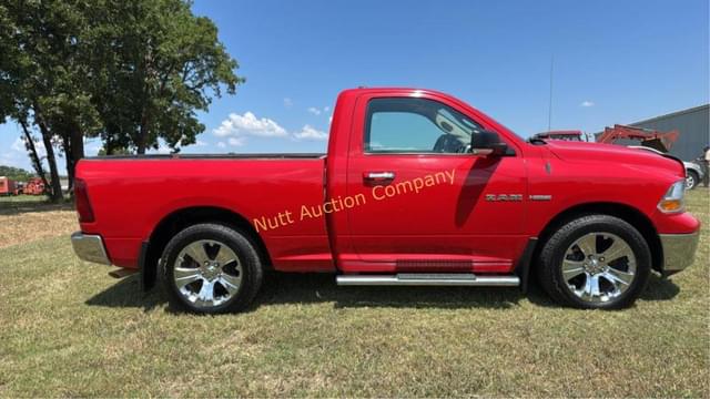 Image of Dodge Ram 1500 equipment image 4