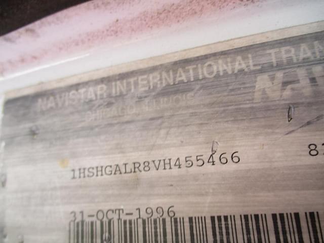 Thumbnail image International F-8200 20