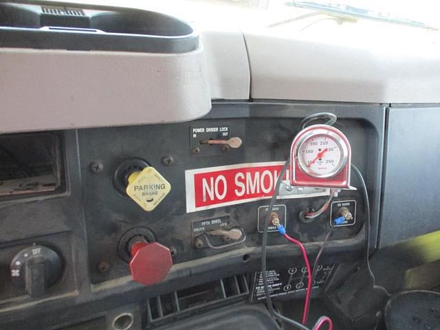Thumbnail image International F-8200 23