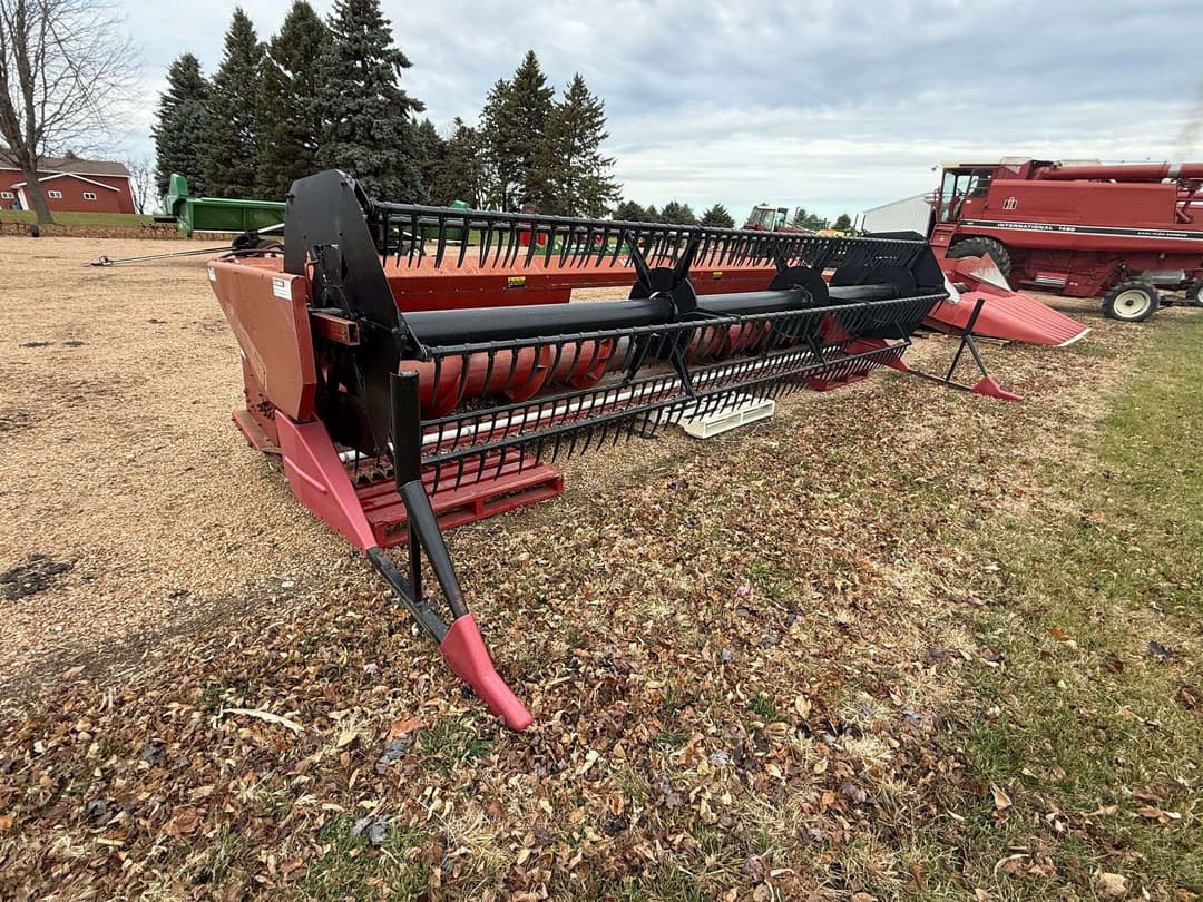 Image of International Harvester 820 Primary image