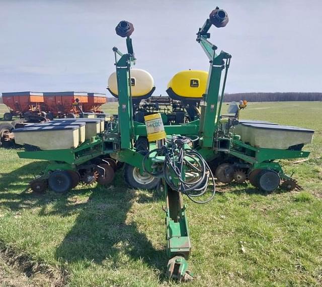 Image of John Deere 1780 equipment image 1