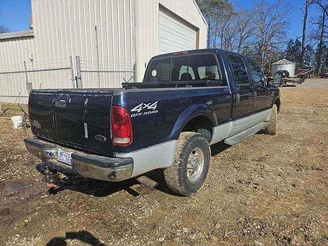 Image of Ford F-250 equipment image 2