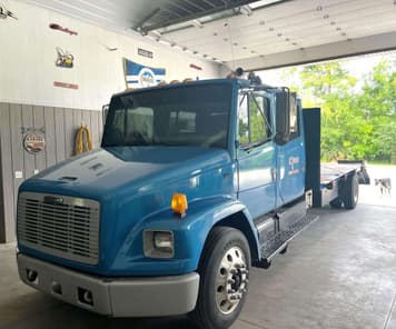 Main image Freightliner FL60
