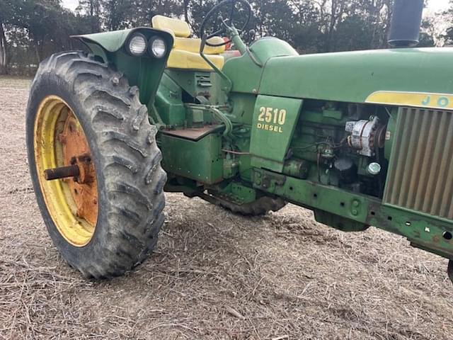 Image of John Deere 2510 equipment image 4