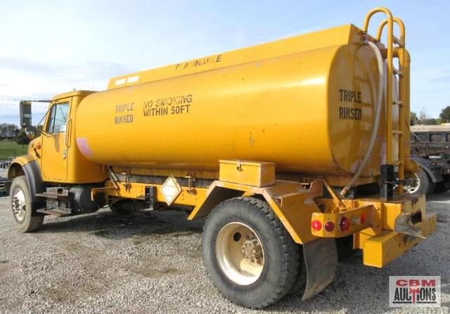 Image of International 4700 equipment image 2