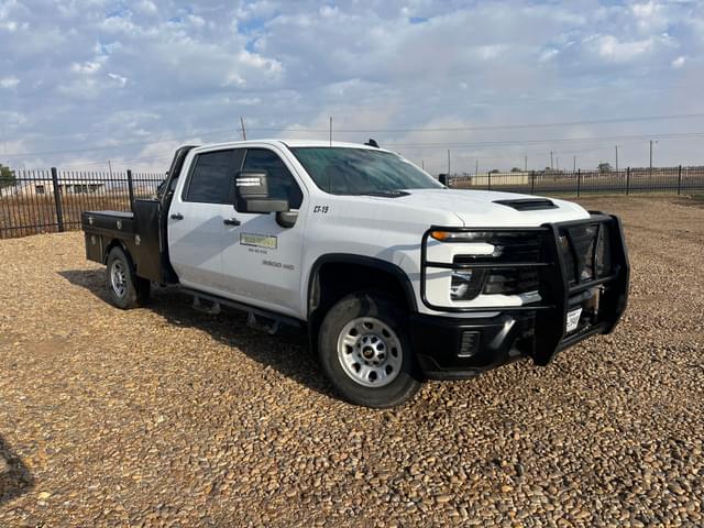 Image of Chevrolet 3500HD equipment image 2