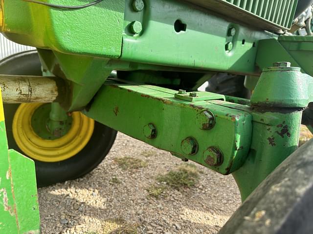 Image of John Deere 4440 equipment image 3