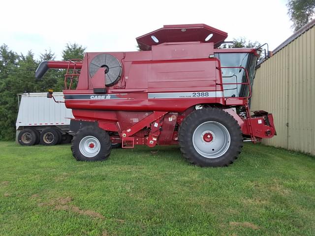 Image of Case IH 2388 equipment image 4