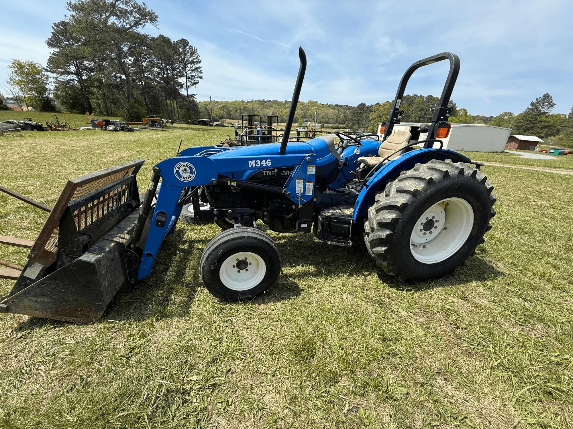 New Holland TN65 Equipment Image0