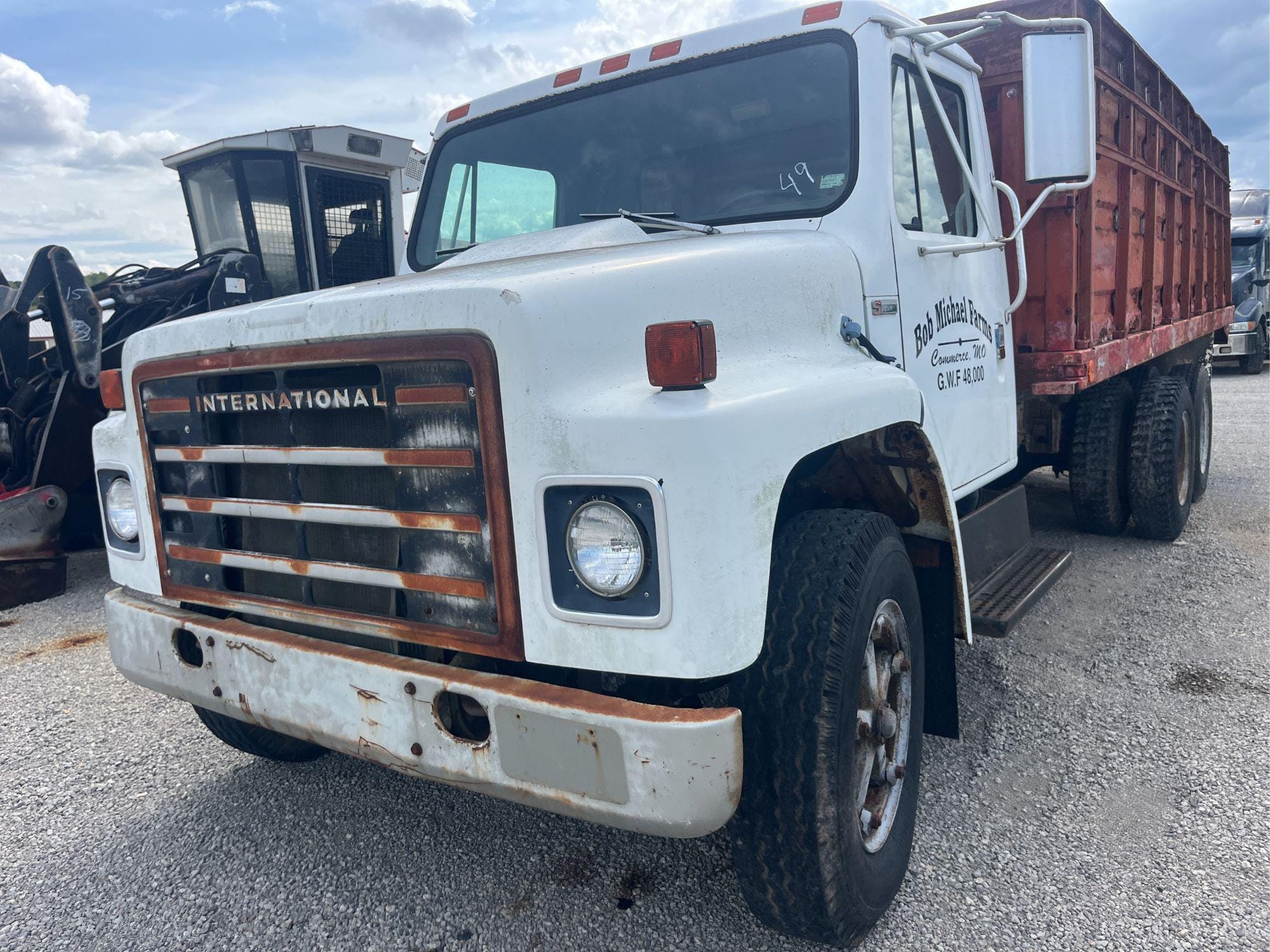 Main image International 1724