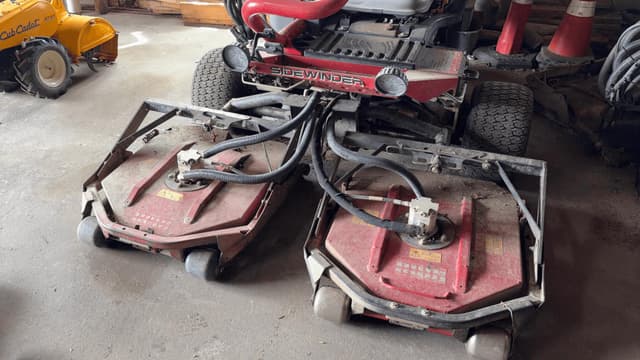 Image of Toro Groundsmaster 3500D equipment image 3