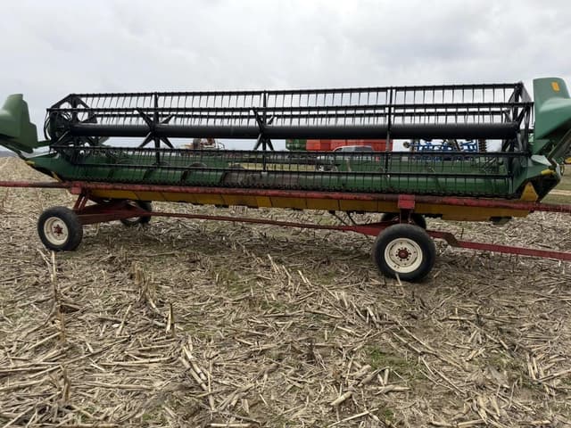 Image of John Deere 922F equipment image 1