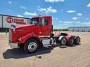 2011 Kenworth T800 Image