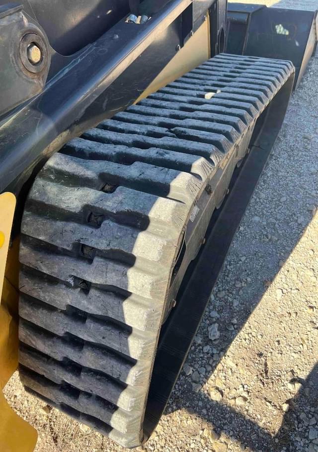 Image of New Holland C232 equipment image 3