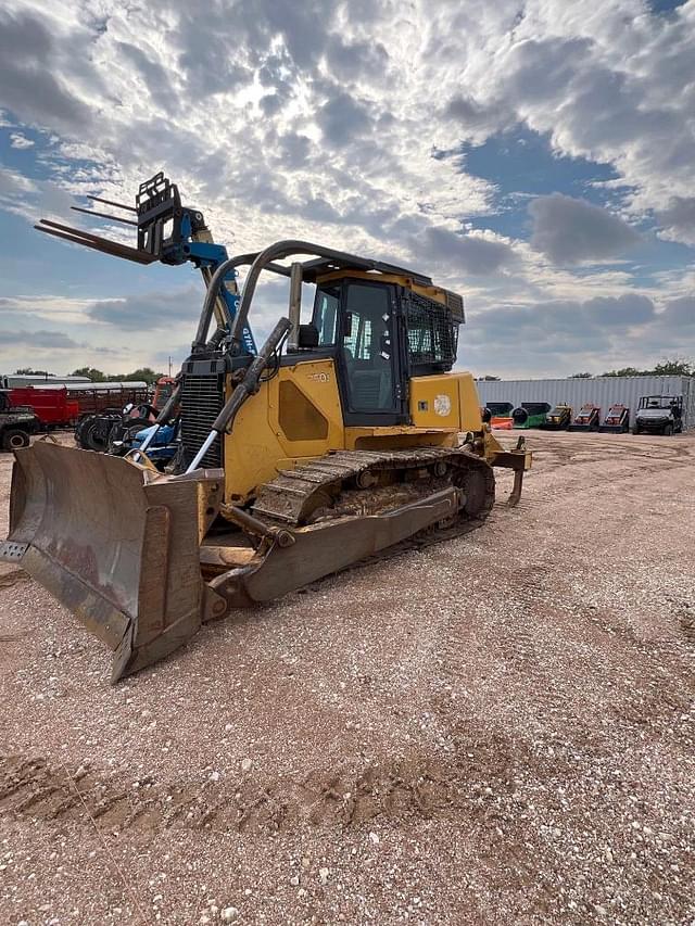 Image of John Deere 750J equipment image 1