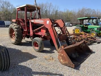 Main image International Harvester 786