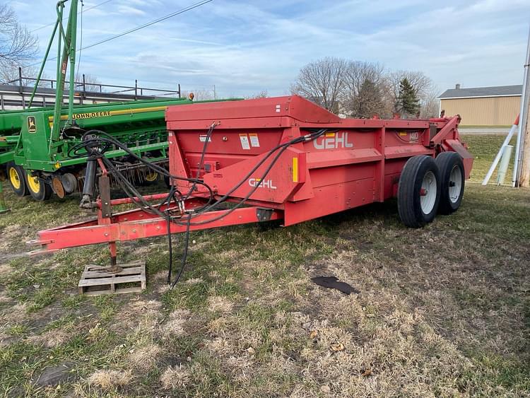 Gehl 1410 Manure Handling Manure Spreaders - Dry for Sale | Tractor Zoom