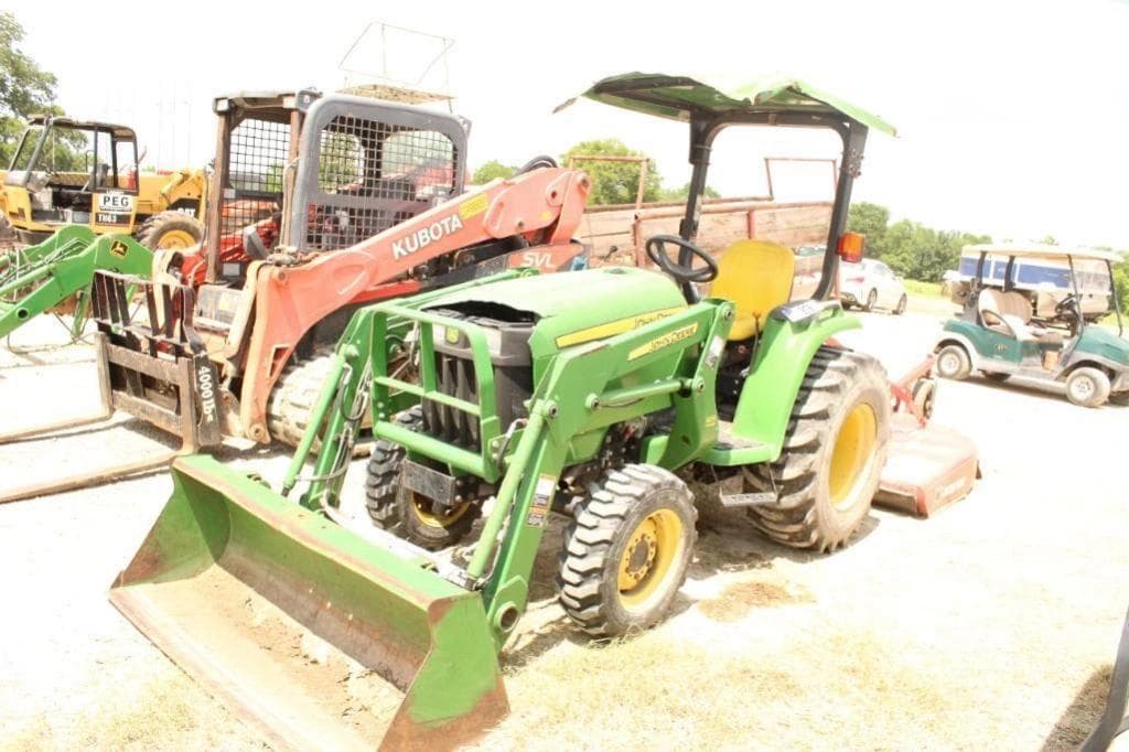 Image of John Deere 3038E Primary image