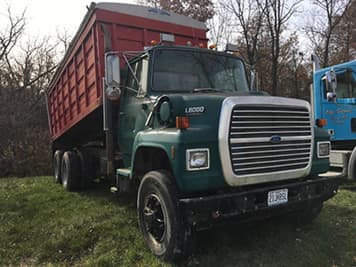 Main image Ford L8000