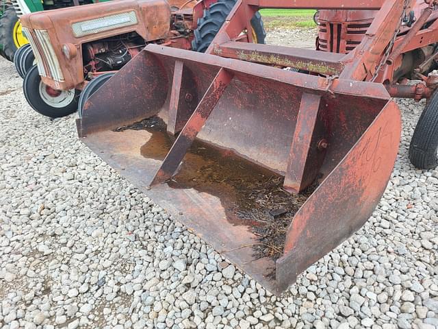 Image of Farmall H equipment image 4