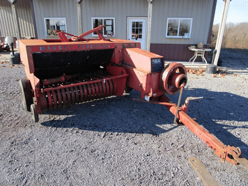 Main image Massey Ferguson 124